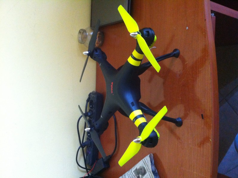 Syma X8c