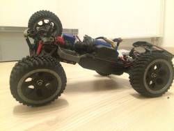 E Ervo Traxxaa 1:16 Long Trave